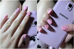 和美甲师苗苗深入沟通后的作品-浪漫美甲美睫