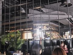 -UNI UNI(环亚凯瑟琳店)