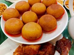 脆皮玉兰饼-中国饭店-餐厅