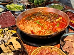 -洱火云南酸菜牛肉火锅(石景山当代商城店)