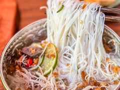 -良米山·云南野生菌过桥米线(上海首店)