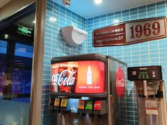 -The Habit Burger Grill 哈比特汉堡(世博店)