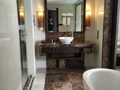 -青岛得宝湾维景国际大酒店(五四广场奥帆中心店)