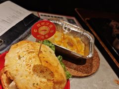-必胜客(威高广场店)
