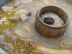 -朴小妹人参鸡汤火锅(长白山万达店)