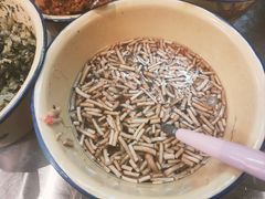 -丽丽三鲜螺蛳粉(田林路店)