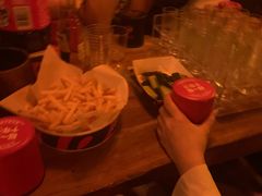 -Helens海伦司小酒馆(坡子街店)