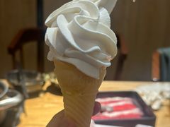 冰淇淋-爱伲PLUS·牛肉海鲜自助火锅(融创店)