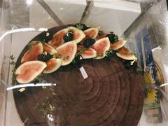 招牌无花果伯爵蛋糕-Toris(LuOne凯德晶萃广场店)