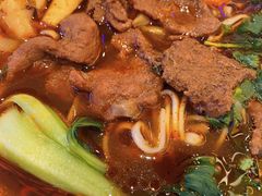 -贯一台湾牛肉面(八一七中路店)