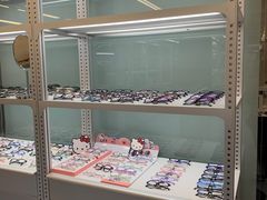 -无奔眼镜·蔡司·依视路授权店(马家堡店)