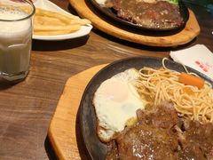 -豪享来牛排(人民店)