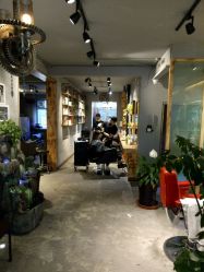 点击看大图 -MONE美发沙龙