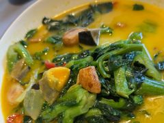 -八府香鸭·啫啫煲(华山路店)