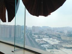 -荣誉国际酒店-云顶旋转餐厅