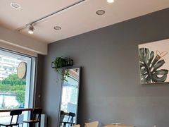 靠窗位-斯利美甜品slimay dessert(滨江高教园店)