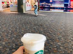 -星巴克(浦东机场T2到达店)