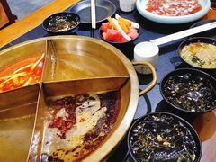 -沸炉重庆老火锅(军事博物馆店)