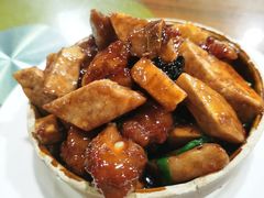 钵仔榄角芋头锔骨-华珊私房菜