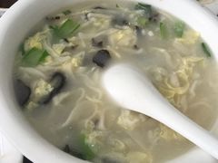 -李连贵酒家熏肉大饼(昆明街店)