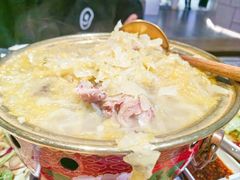 -关东小磨东北菜(上海长风大悦城店)