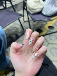 -芊屿芊浔美甲