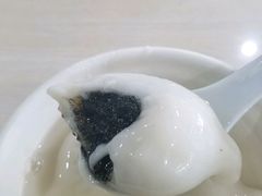 -老西白点心店