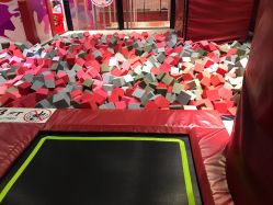 -奇乐儿巴迪总动员儿童乐园(保利时光里店)