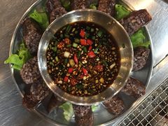 米肠-马路牙子烧烤音乐酒馆(望京店)