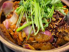 -胡须佬鸡煲四季火锅店(石厦西村直营店)