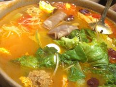 -聚汇三少·龙虾·中餐厅(莫邪路新天地店)