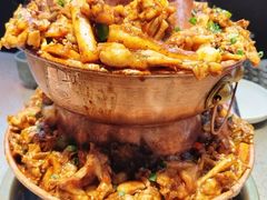 -老佛爷铜炉蛙锅(东门老街店)