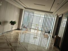-库车国际酒店(火车站东湖公园店)
