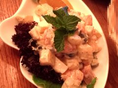 五彩三文鱼色拉-宝莱纳啤酒花园餐厅PAULANER BRAUHAUS Nanjing(广州路店)