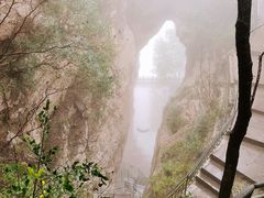 -抱犊寨风景区
