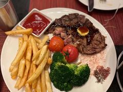 -WOLFGANG PUCK KITCHEN & BAR(迪士尼小镇店)