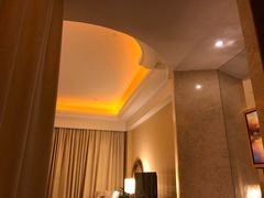 -慈溪白金汉爵大酒店