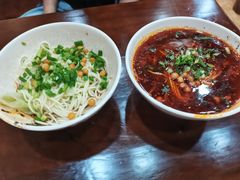 -秦云老太婆摊摊面(磁器口店)