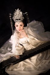 点击看大图 -九月鹰飞汉服摄影工作室
