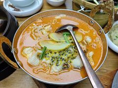 -云海肴·汽锅鸡·云南菜(天山百盛优客店)