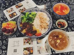 -蜗牛小馆醉乡民谣云南菜(惠新西里店)