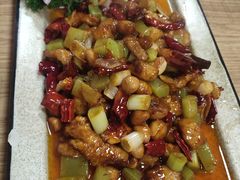 宫保鸡丁-胖子菜馆(花园餐厅店)