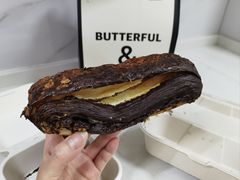 法式巧克力榛子瑞士酥-BUTTERFUL&CREAMOROUS 黄油与面包(中山公园龙之梦店)