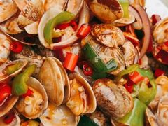 -四川小胡子海鲜(丁村万人海鲜广场店)