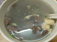 -佬钱湾仔(衣裳街店)