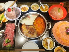 -周师兄大刀腰片火锅(洪崖洞旗舰店)