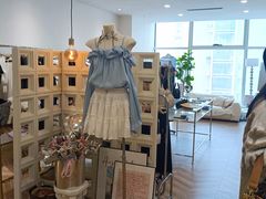 -眷顾自助服装工作室(中南金石国际广场A座店)