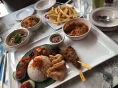 -关夫人餐厅(阳光广场店)