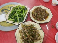 -银峰农庄·特色烧鸡·鲜无花果浸鸡