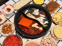 -贰回巷火锅馆(钟楼店)